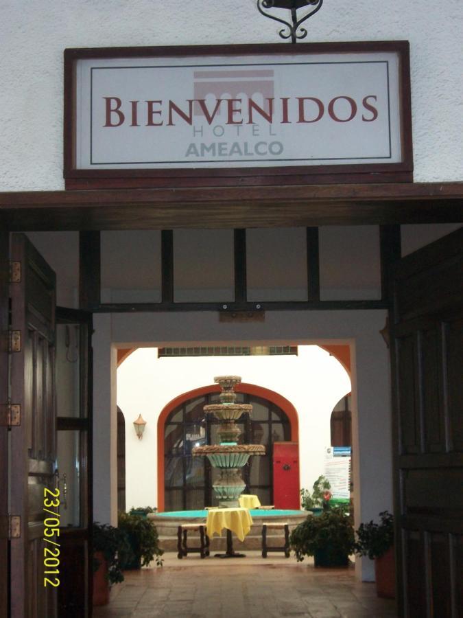 Hotel Amealco Exterior photo